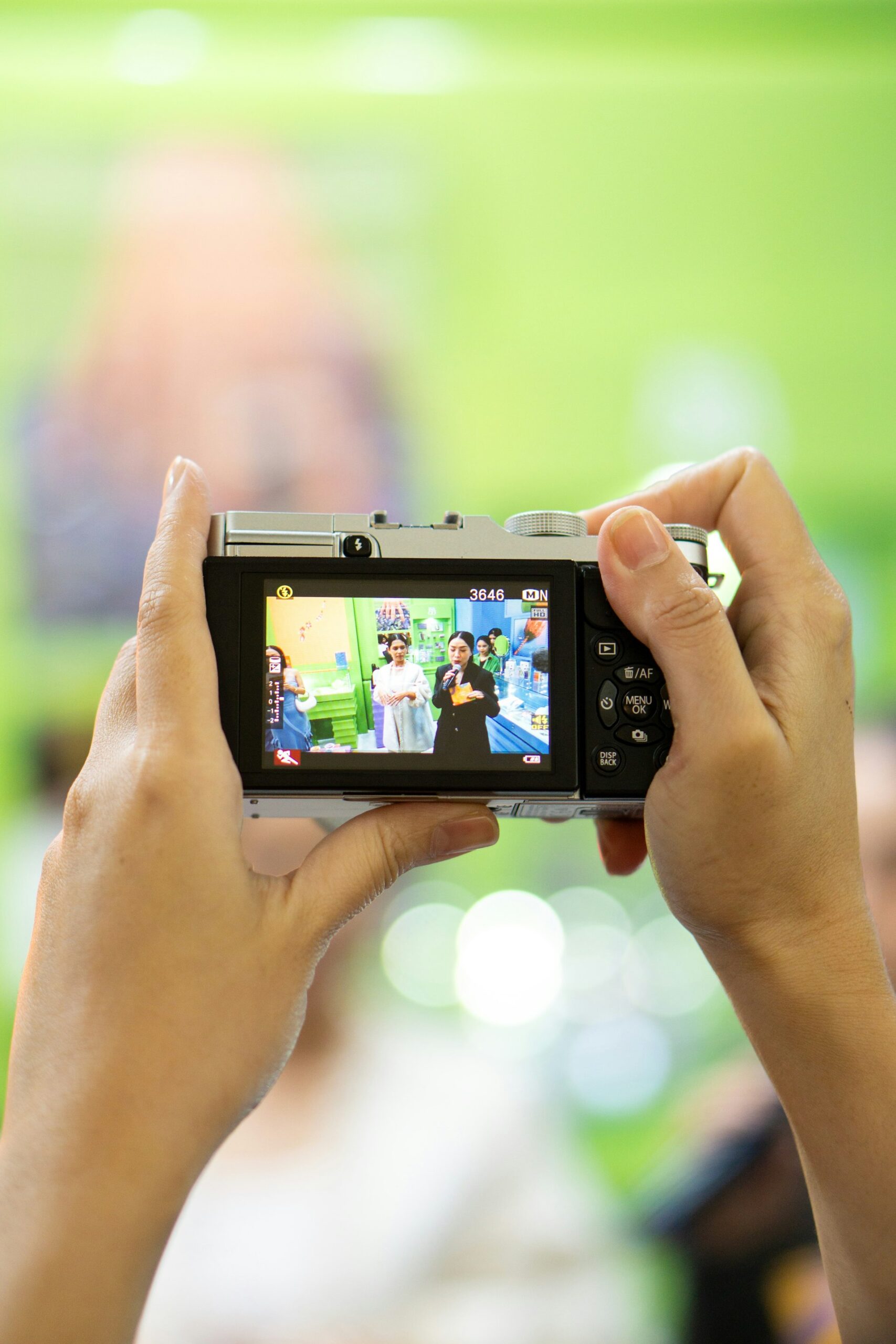 Unlocking Customer Loyalty: How Personalized Video Marketing Drives Retention